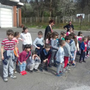 Patuljci u poseti vatrogascima-15