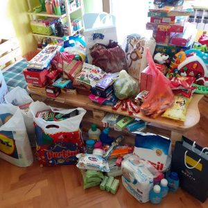 Dodela novogodišnjih paketa udruženju dece obolele od raka Nurdor-12