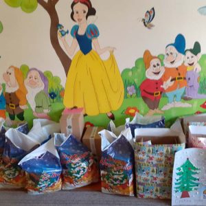 Dodela novogodišnjih paketa udruženju dece obolele od raka Nurdor-2