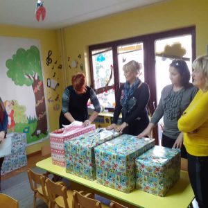 Dodela novogodišnjih paketa udruženju dece obolele od raka Nurdor-5